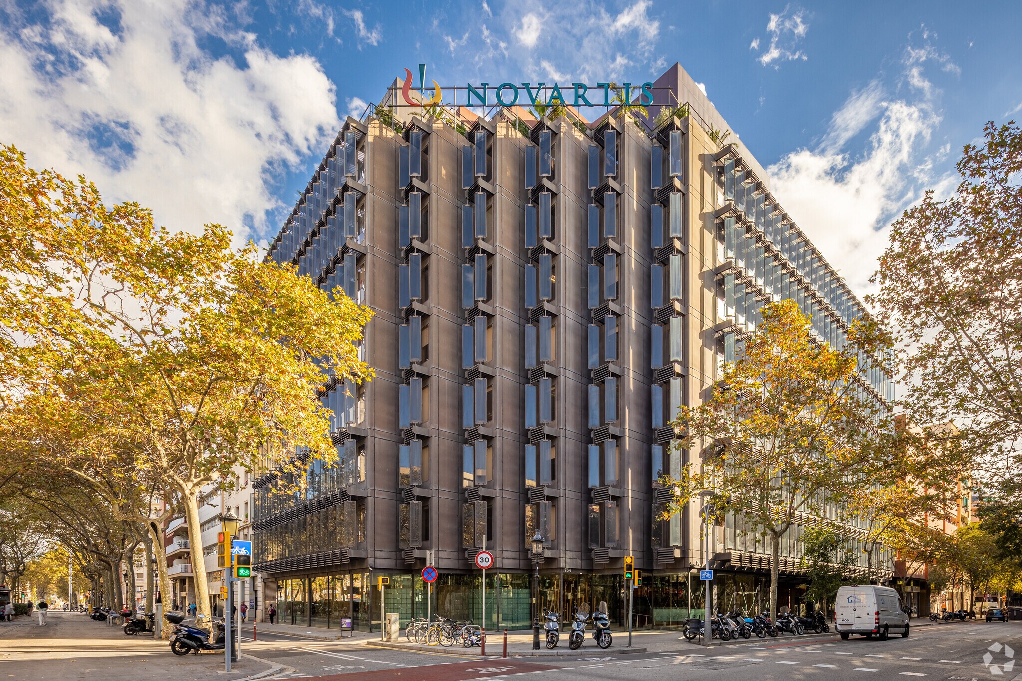 764 Gran Vía De Les Corts Catalanes, Barcelona, BAR for Rent