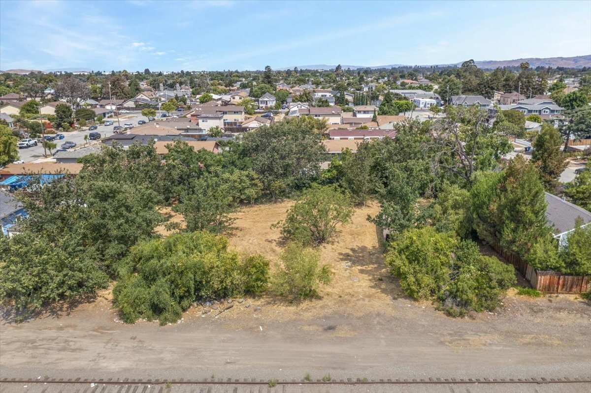 7843 Railroad Ave, Newark, CA for Sale
