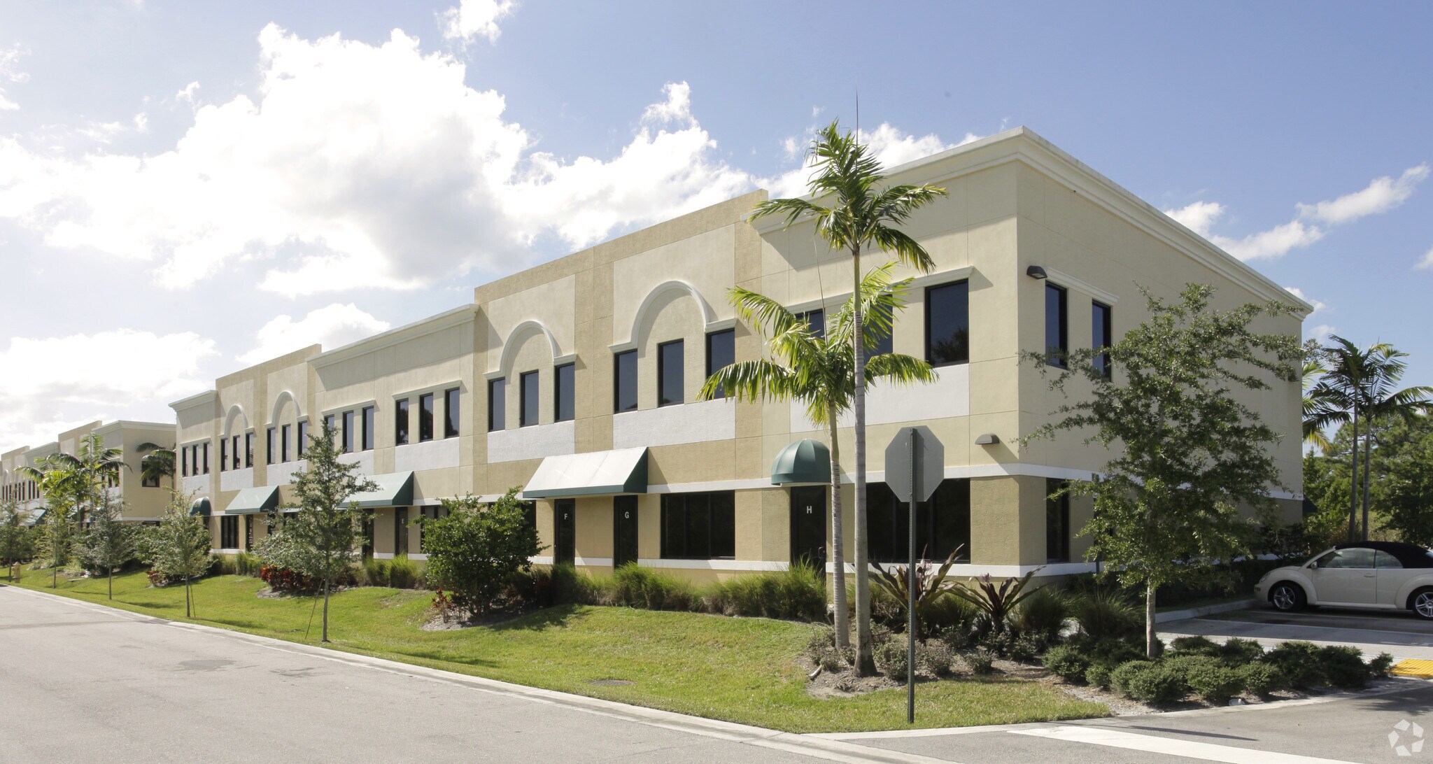 800 Capital St Jupiter, FL 33458 Industrial Property for Lease on