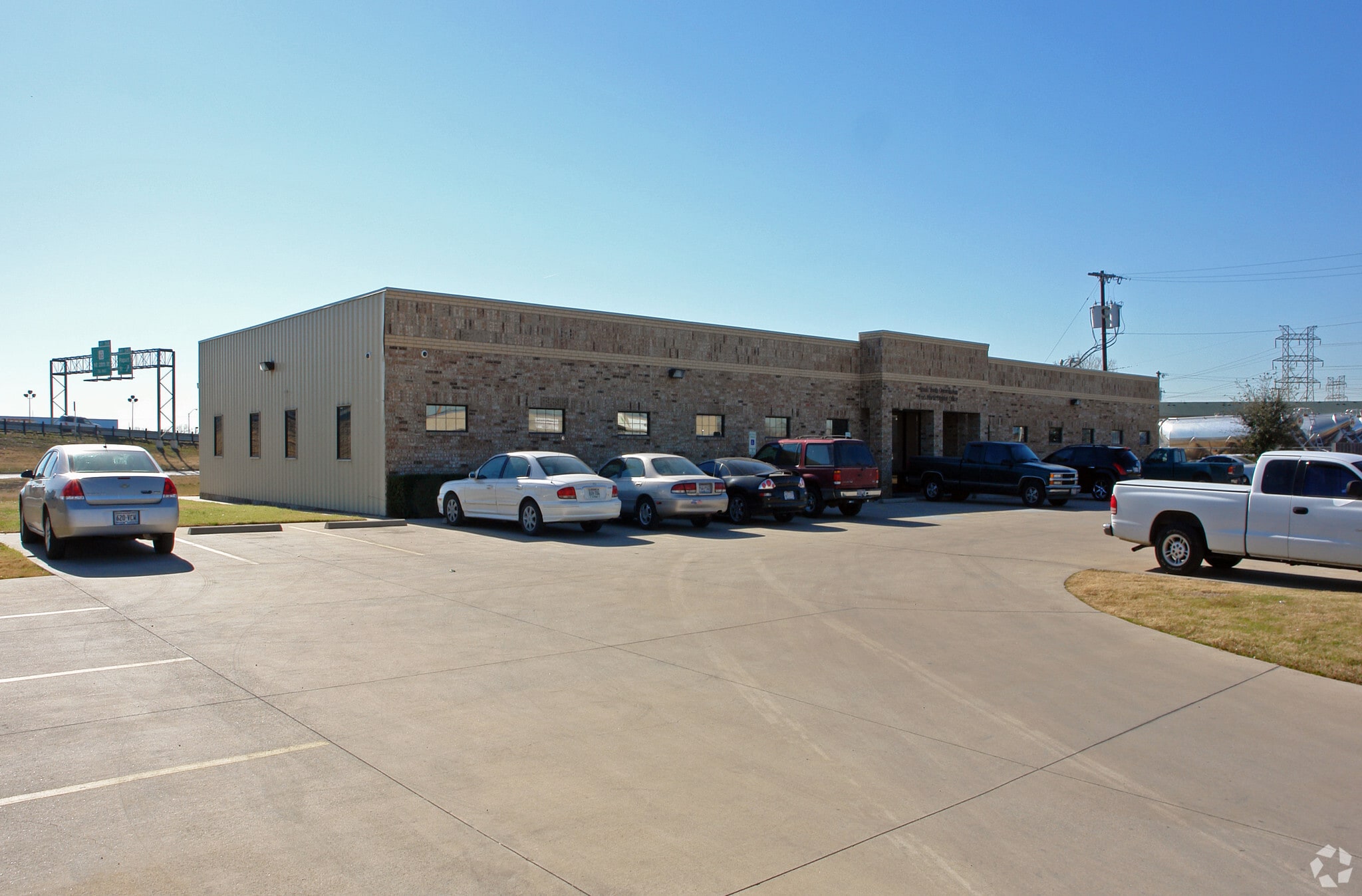 2462 E Long Ave, Fort Worth, TX for Rent