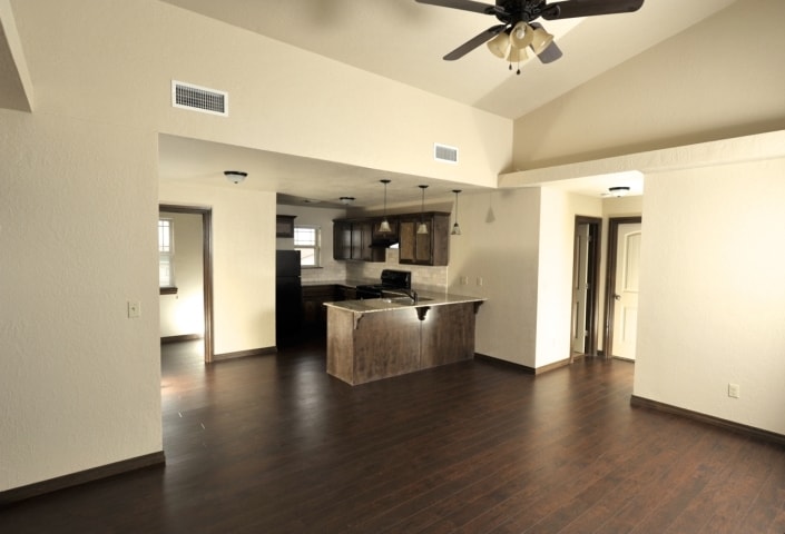 111 E St, Elgin, OK for Sale