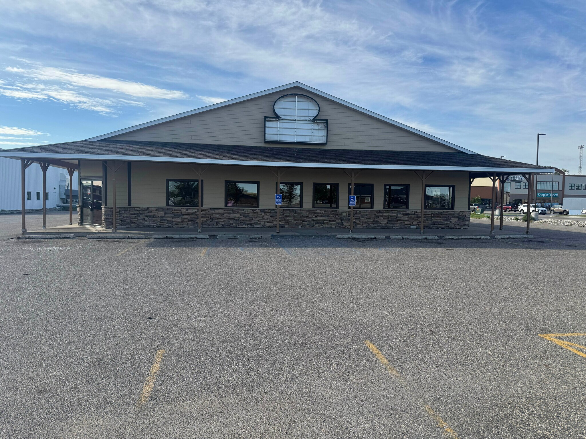 1504 Center Ave W, Dilworth, MN for Sale