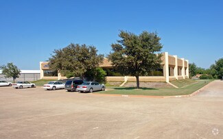 724 N Jim Wright Fwy  