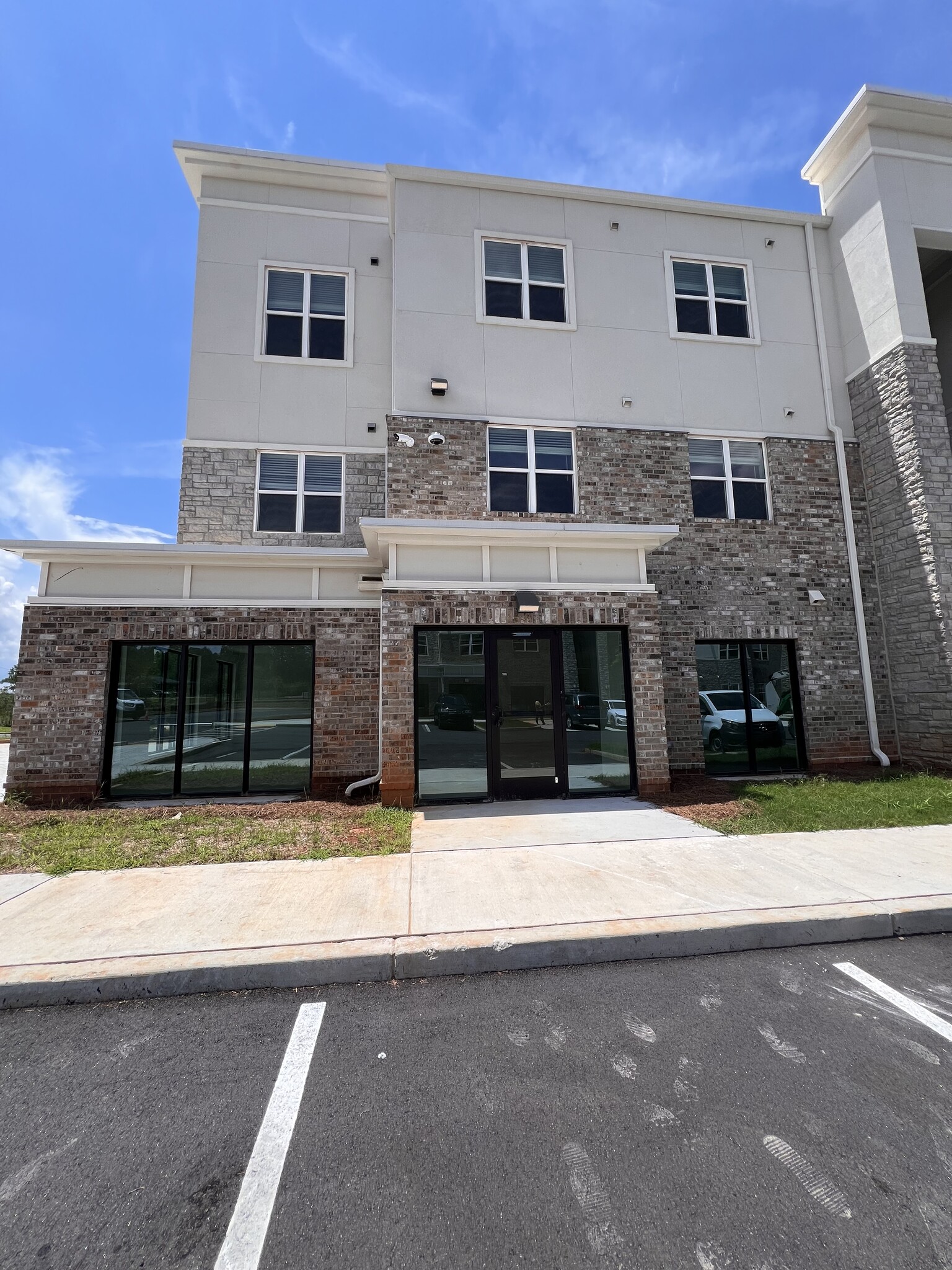 4039 W Village Pky, Ellenwood, GA for Rent
