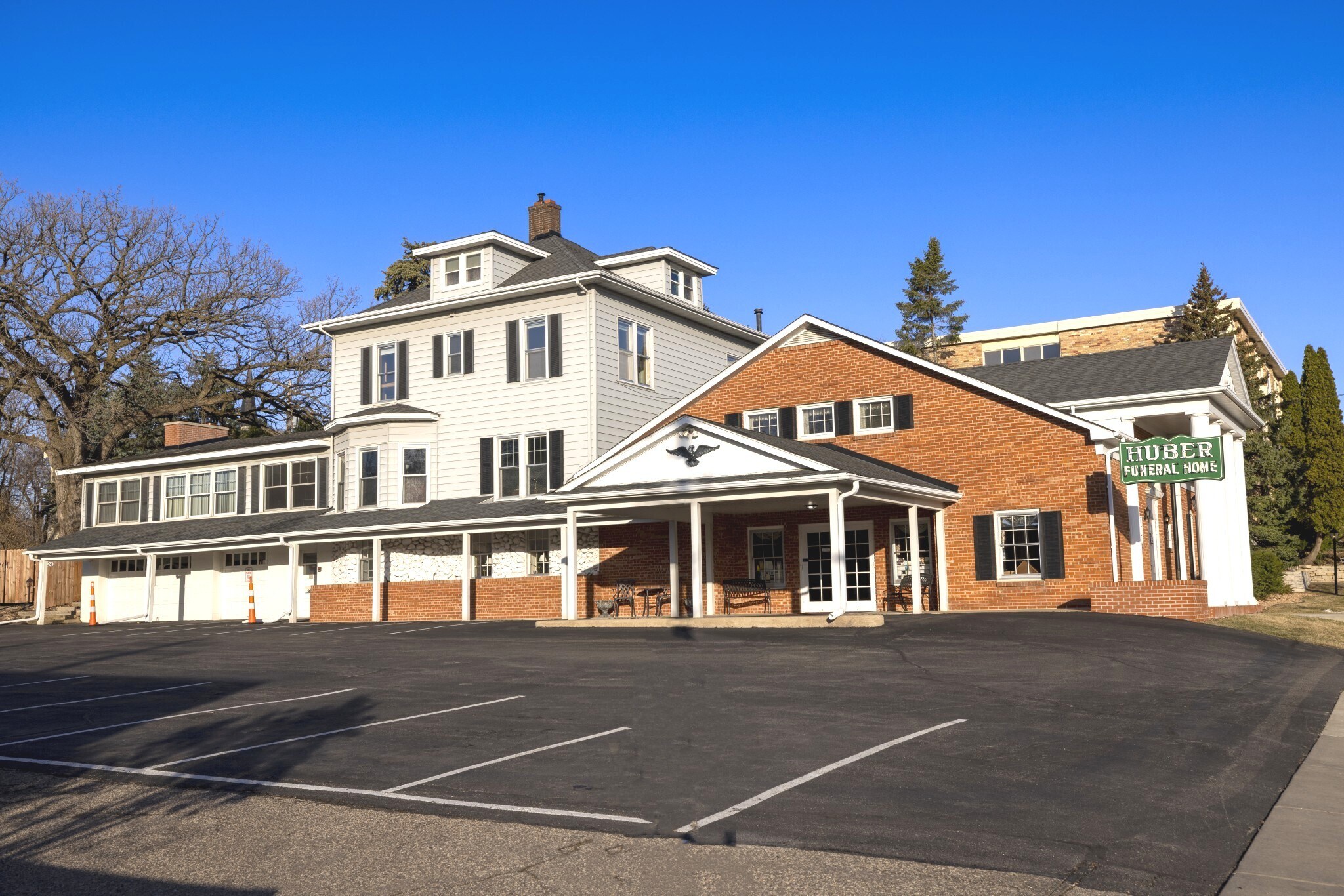 520 2nd St, Excelsior, MN for Sale