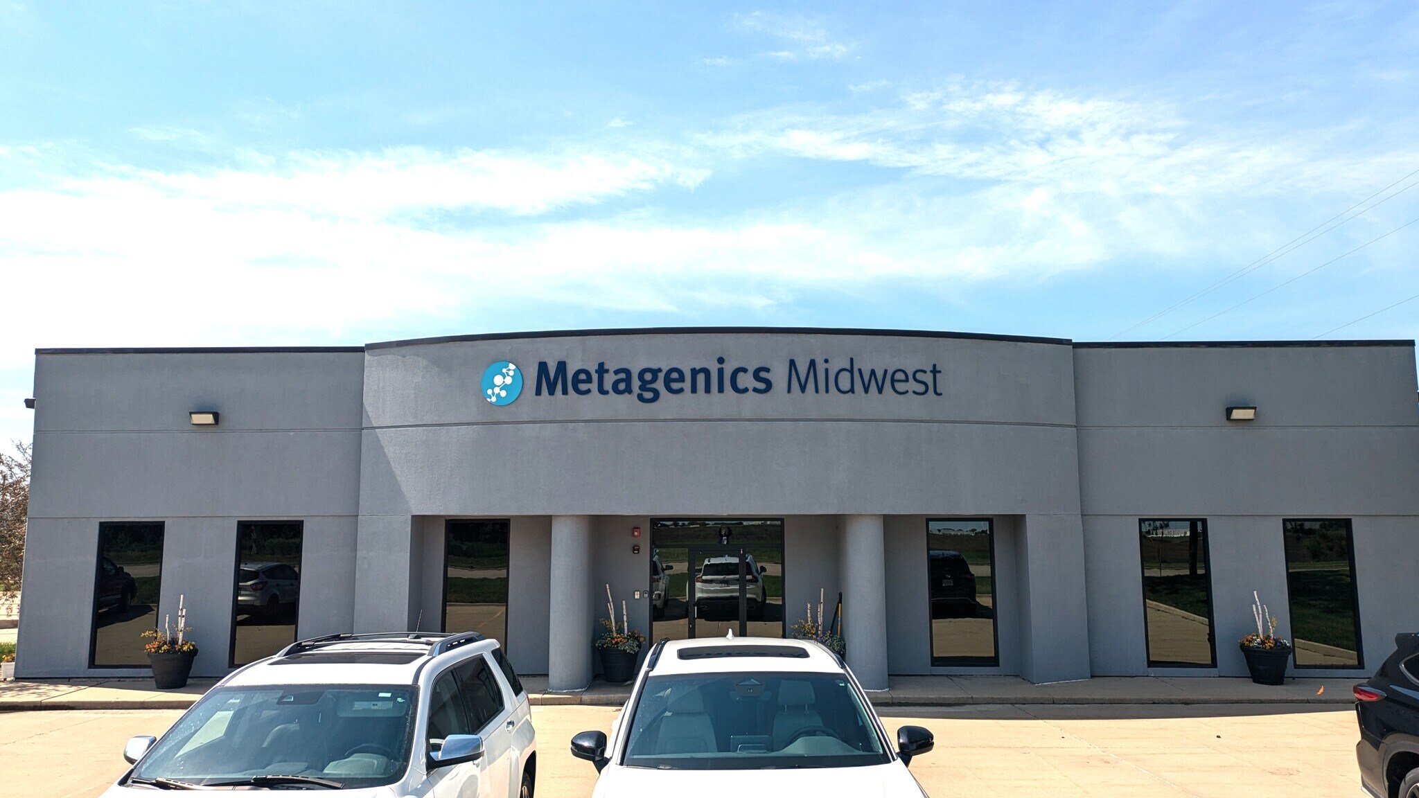 2406 W Market St, Bloomington, IL for Sale