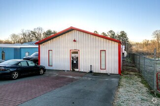 400 Oakland Dr  