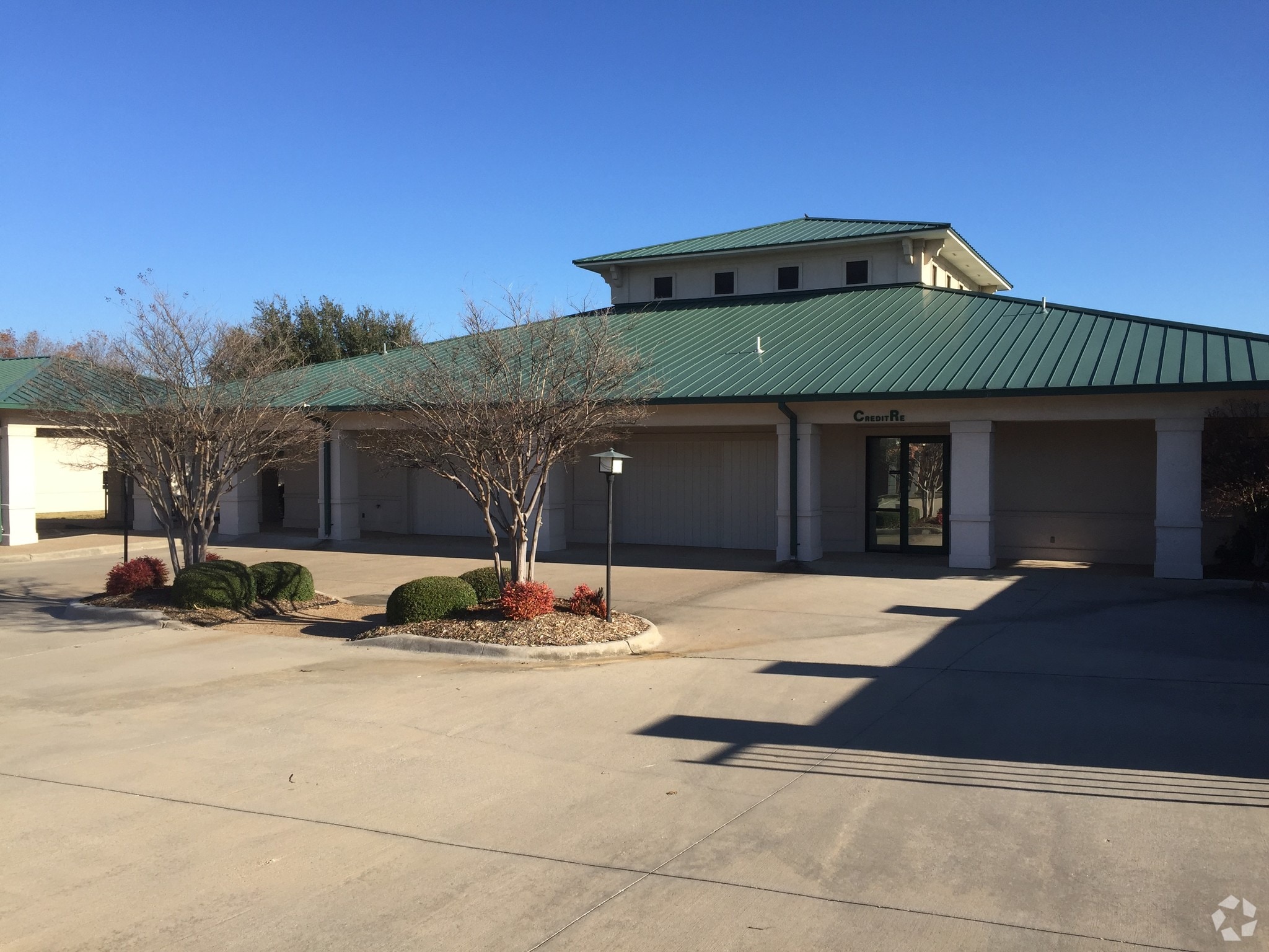 330 Grapevine Hwy, Hurst, TX for Sale