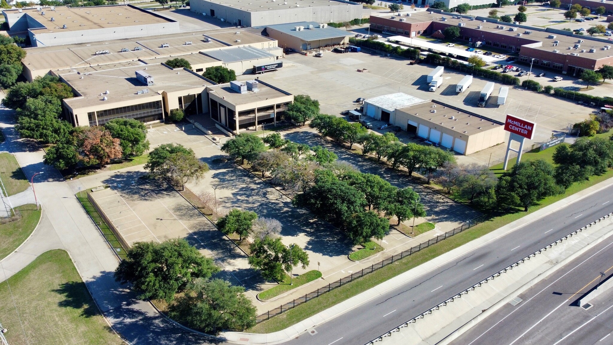 2550 McMillan Pky, Fort Worth, TX for Rent