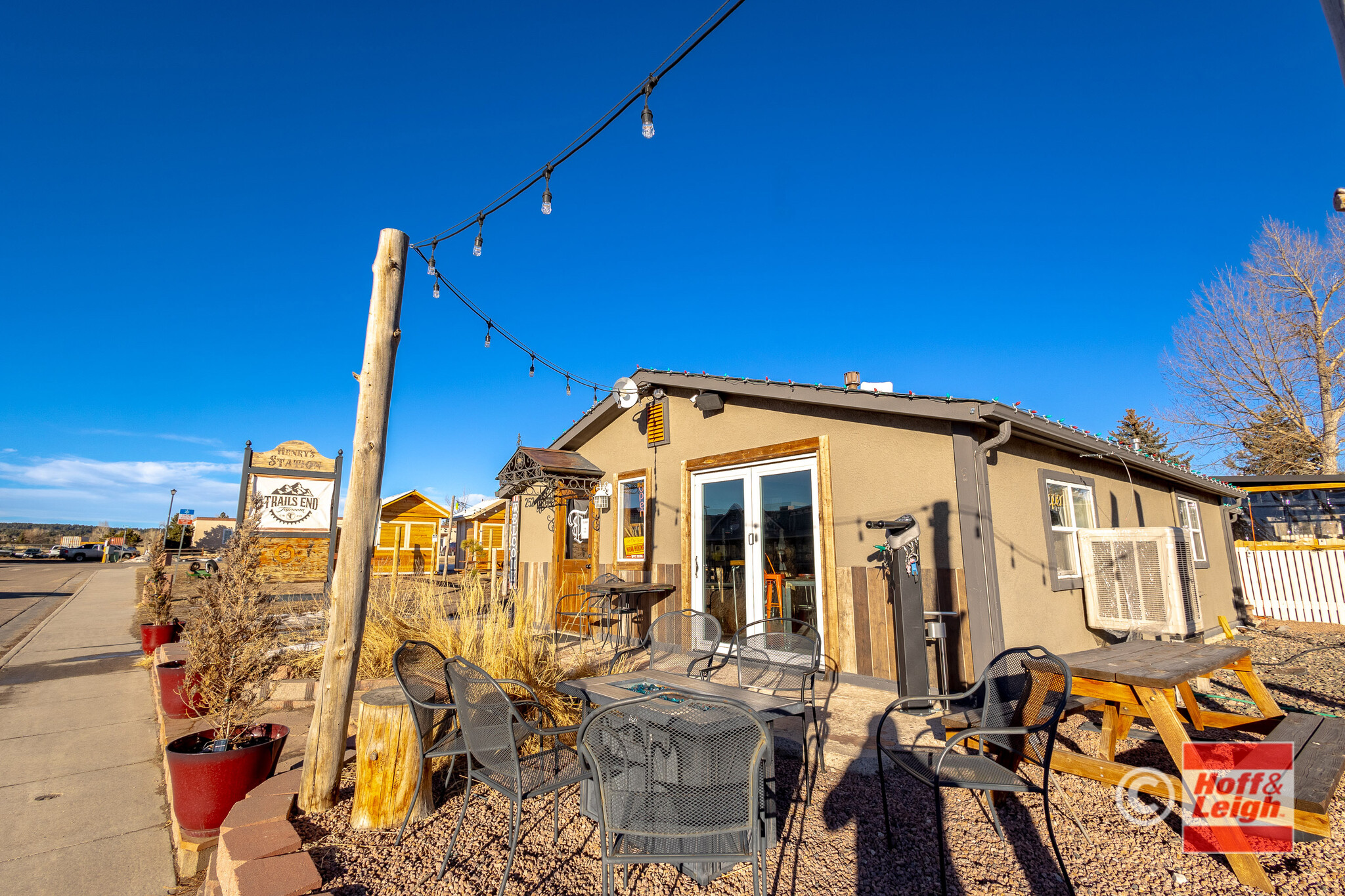 252 Front St, Monument, CO for Sale