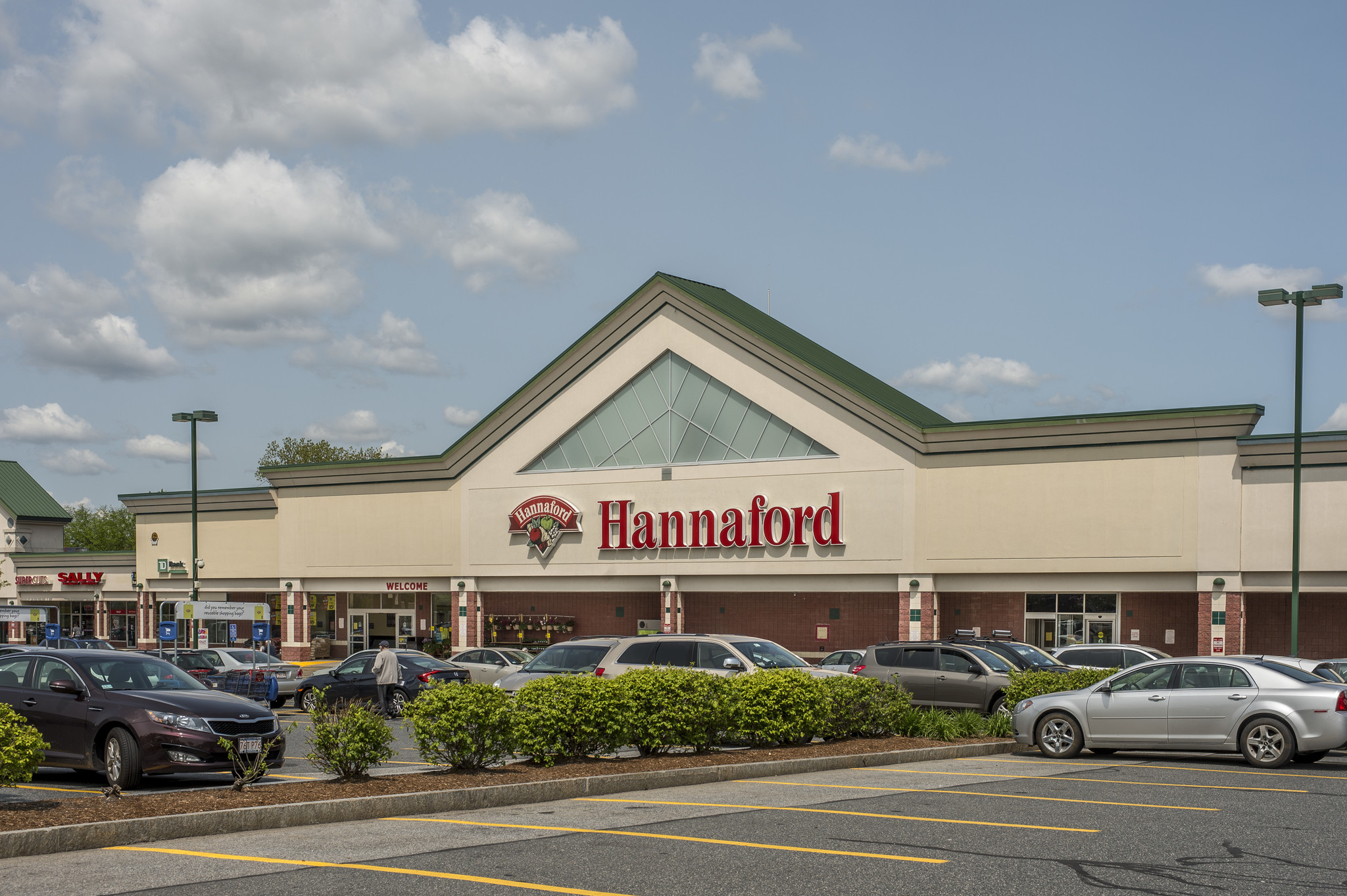 191-199 Boston Post Rd W, Marlborough, MA for Rent