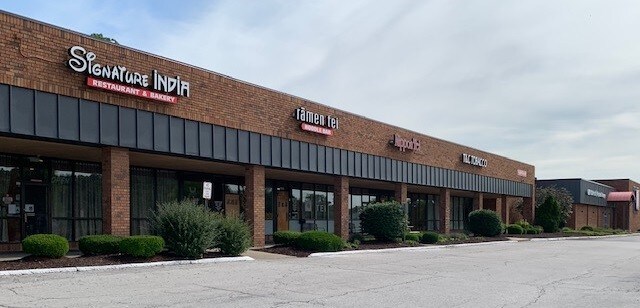 14015-14141 Manchester Rd, Manchester, MO for Rent