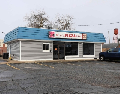 618 S Washington St, Owosso, MI for Sale