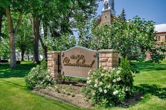 Montebello, QC Hospitality - 545 Rue Notre-Dame