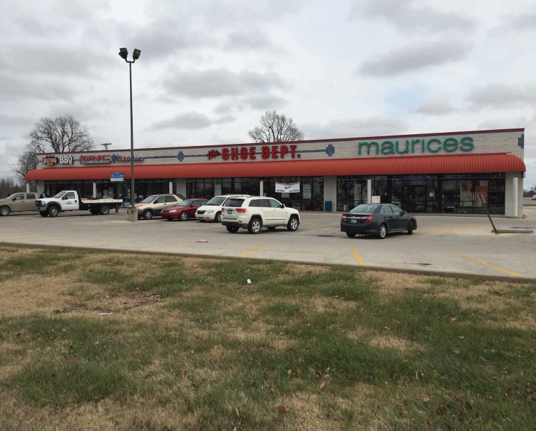 2502-2510 S Santa Fe Ave, Chanute, KS for Rent