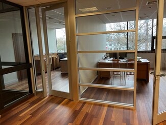 Port Washington, NY Office - 10 Maple St