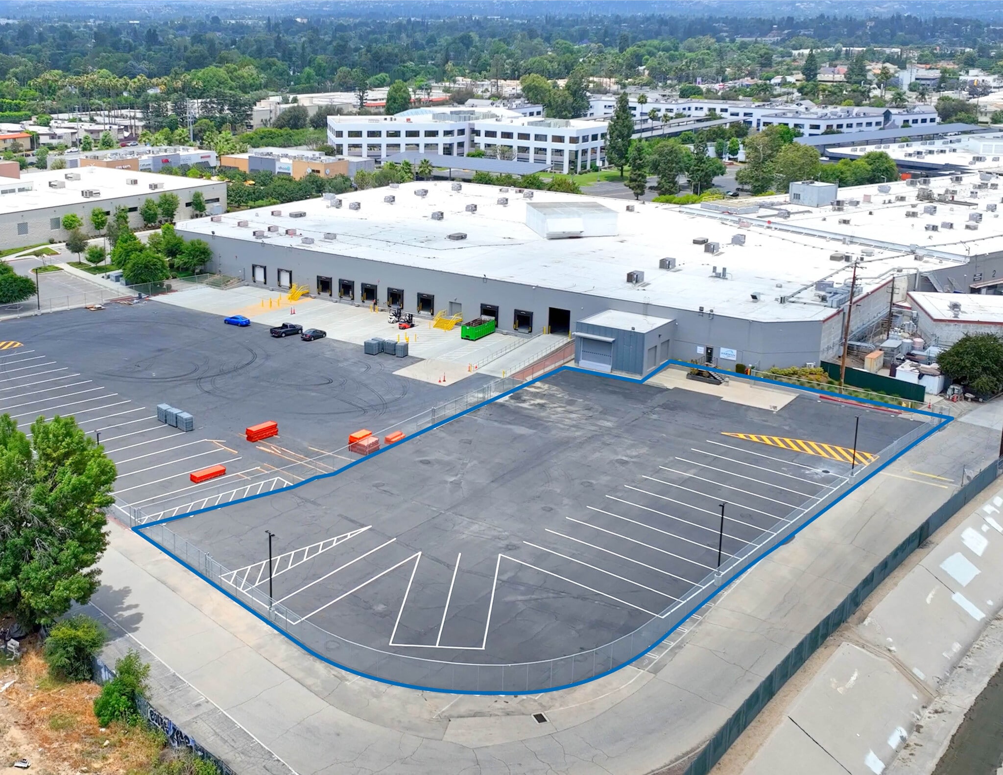 8500 Balboa Blvd, Northridge, CA for Rent