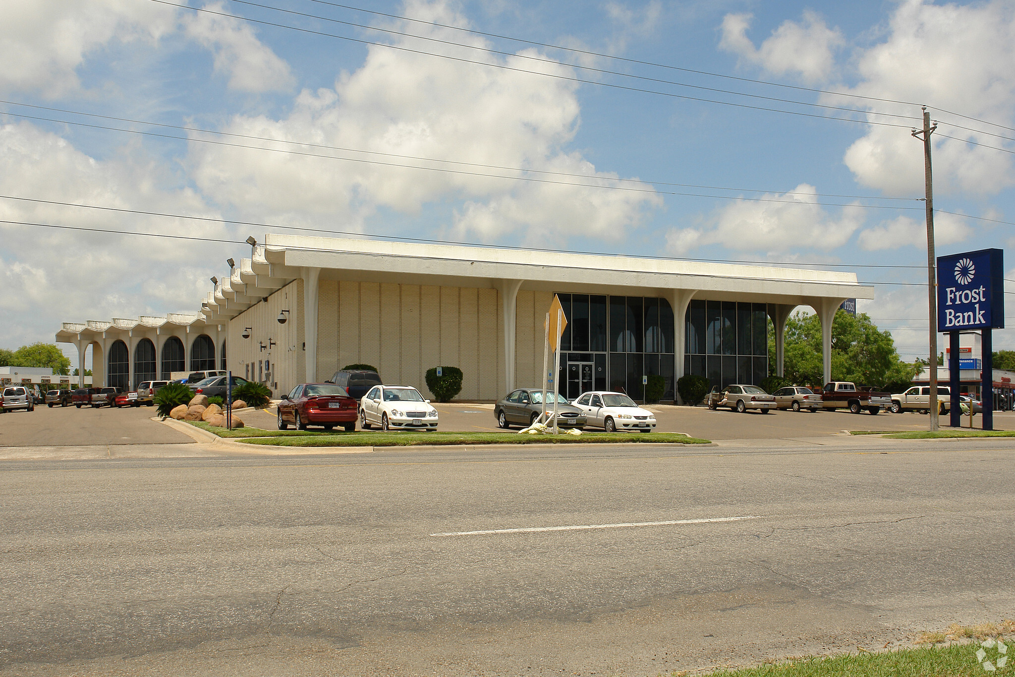 4215 S Staples St, Corpus Christi, TX for Rent