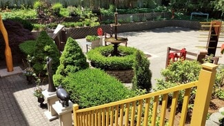 Douglas, MI Freestanding - 98 W Center St