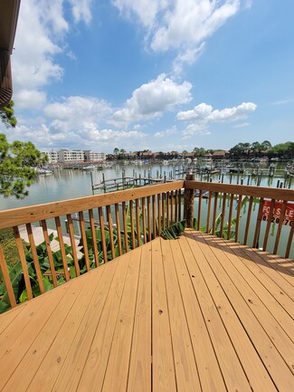 League City, TX Residential Income - 2318 Crows Nest Dr