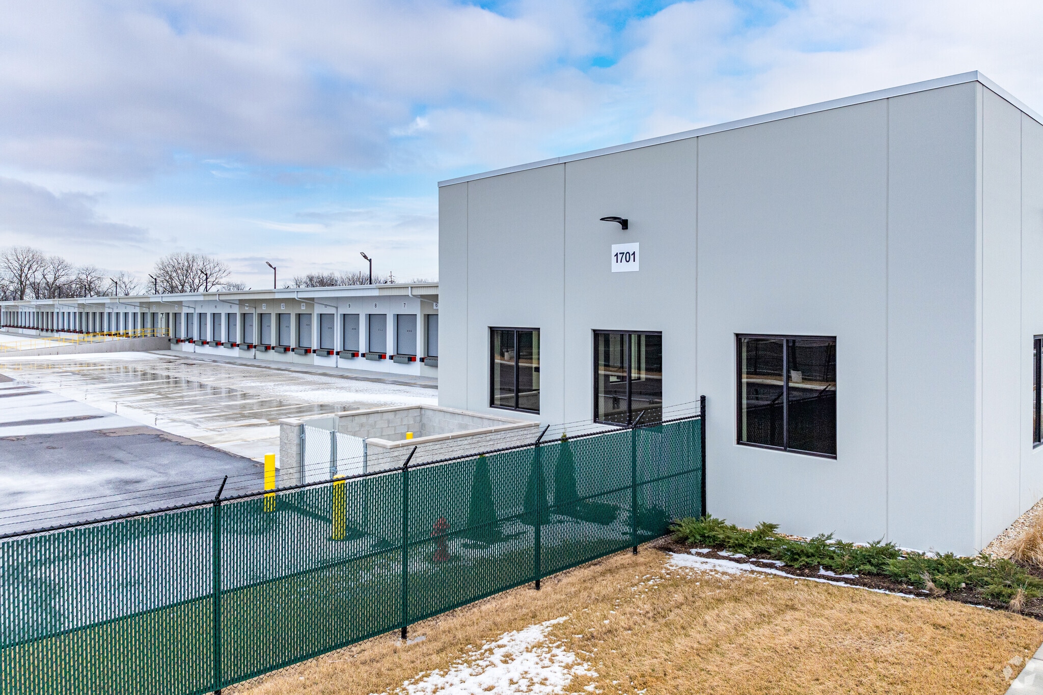 NEC Aucutt Rd & Commerce Dr, Montgomery, IL for Sale