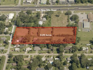 Pensacola, FL Commercial Land - 9200 Bowman Ave