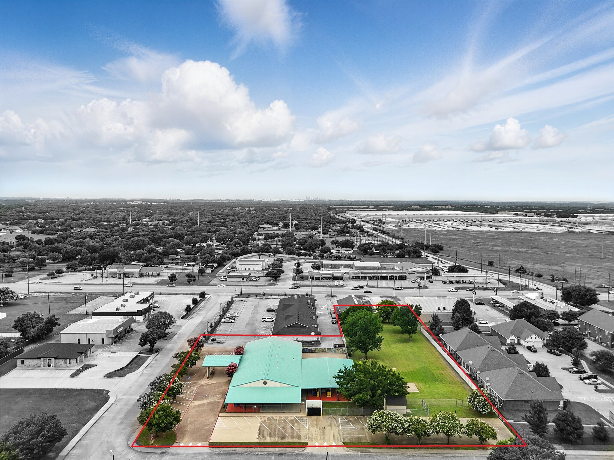 551 Bluebird Ln, Red Oak, TX for Sale
