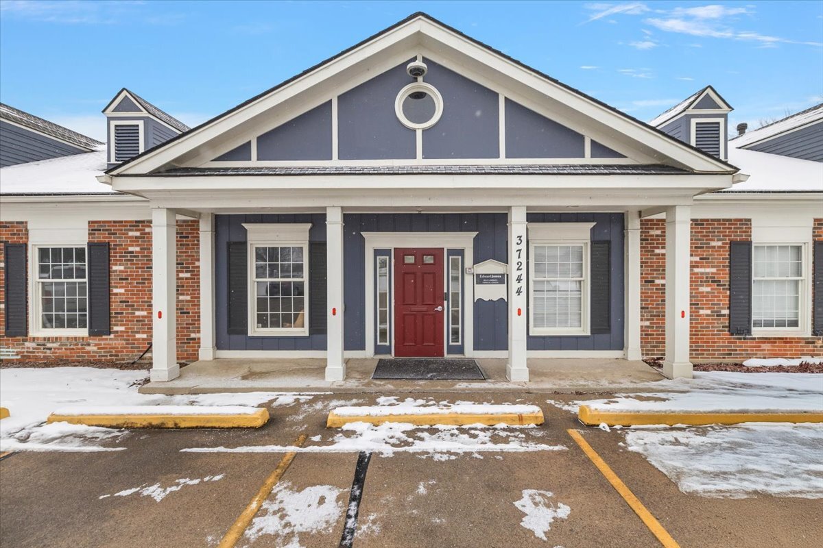 37244 S Groesbeck Hwy, Clinton Township, MI for Sale