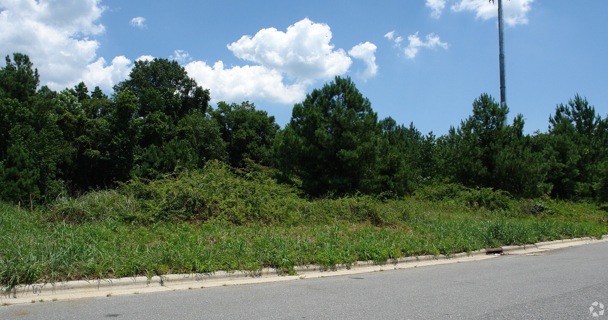 Darby Ave @ N Heritage St, Kinston, NC for Sale