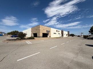 Moore, OK Retail - 101-111 N Eastern Ave