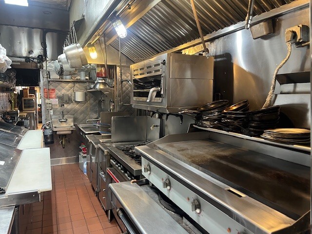 102 E 7th St, New York, NY for Rent