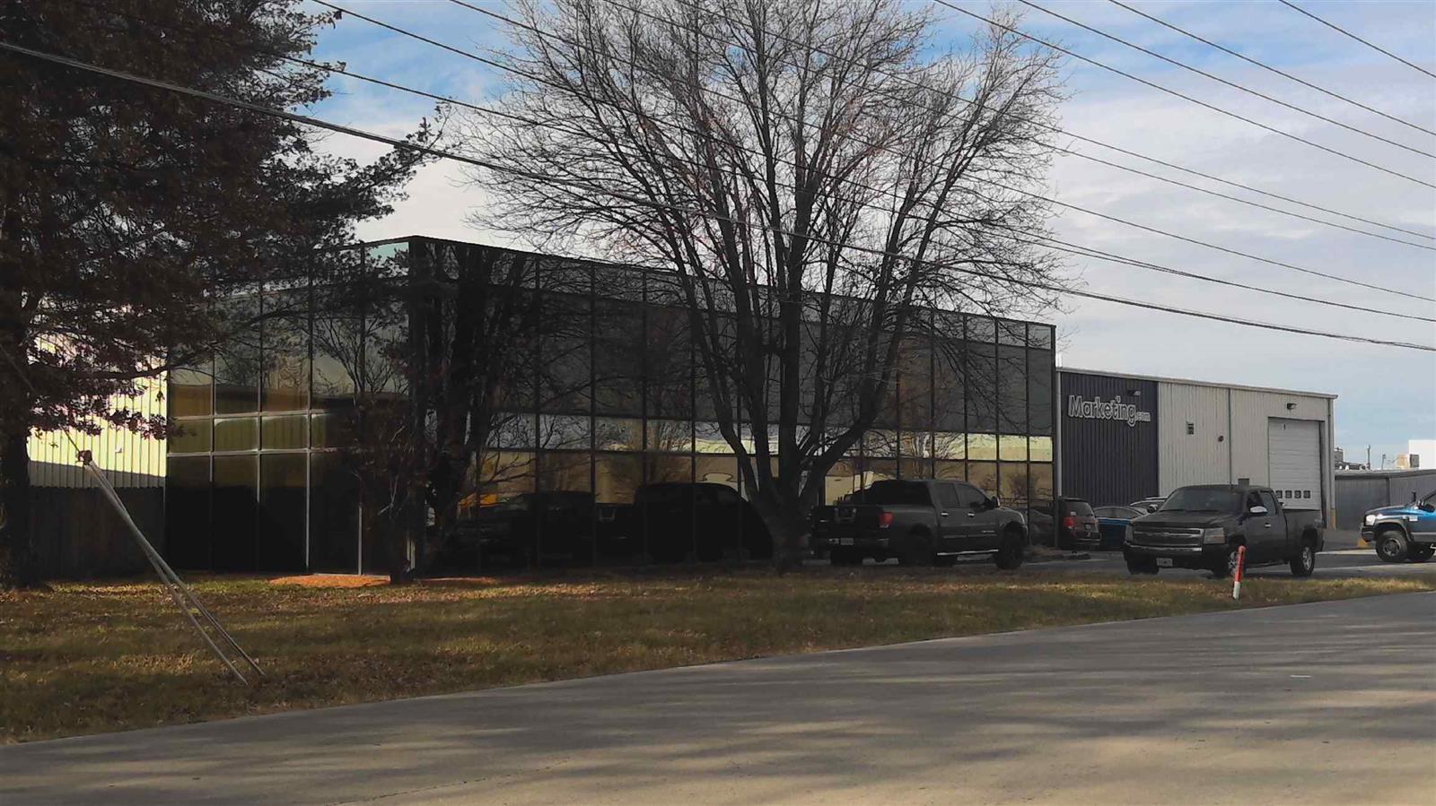 2503 N Neergard Ave, Springfield, MO for Sale