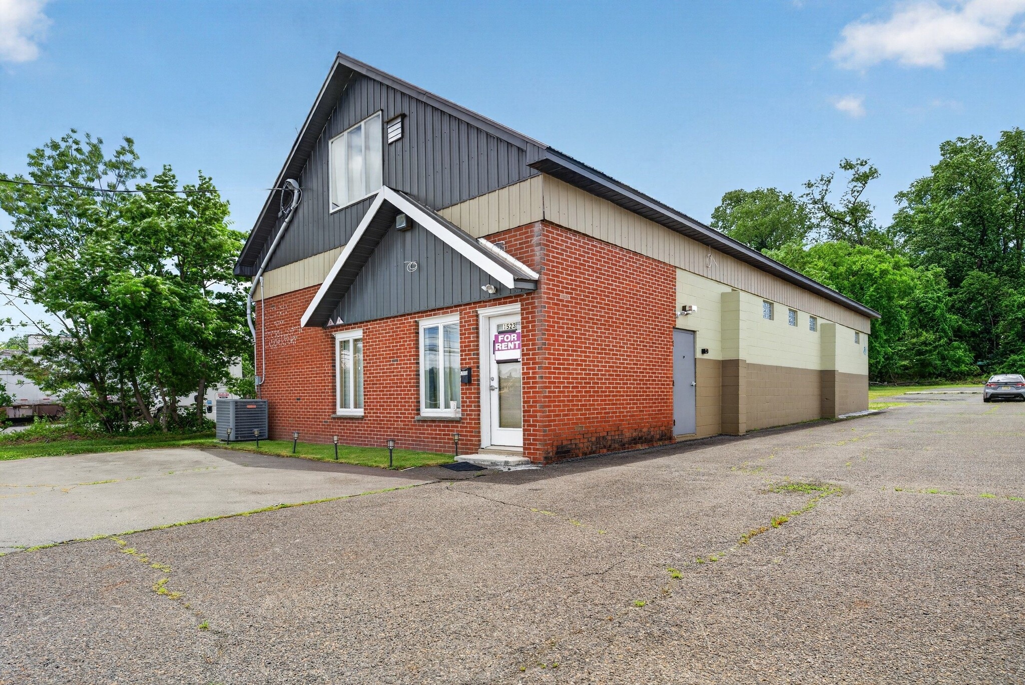 1523 Parkway Ave, Ewing, NJ for Rent