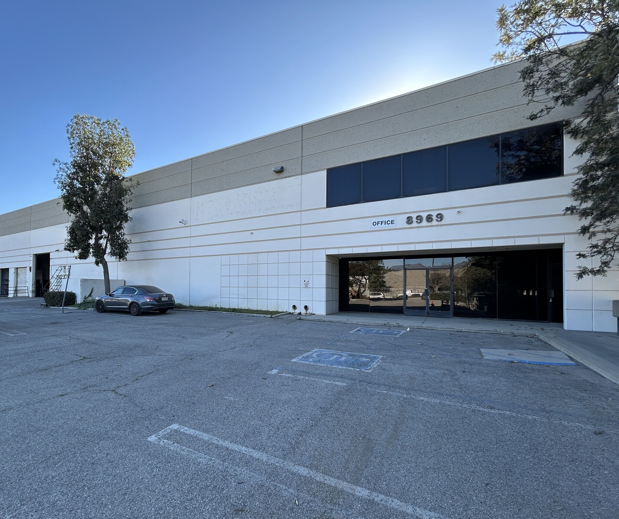 8963-8969 Bradley Ave, Sun Valley, CA for Rent