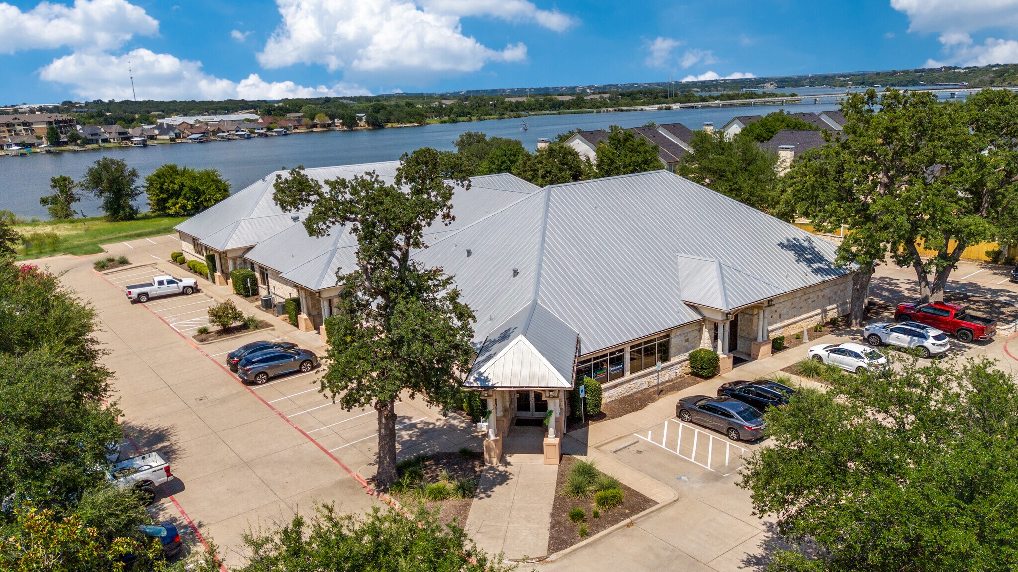 805 Hill Blvd, Granbury, TX for Sale