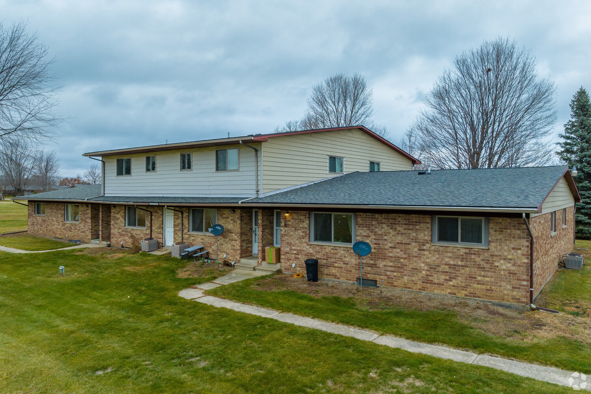 1571 N Hickory Rd, Owosso, MI for Sale
