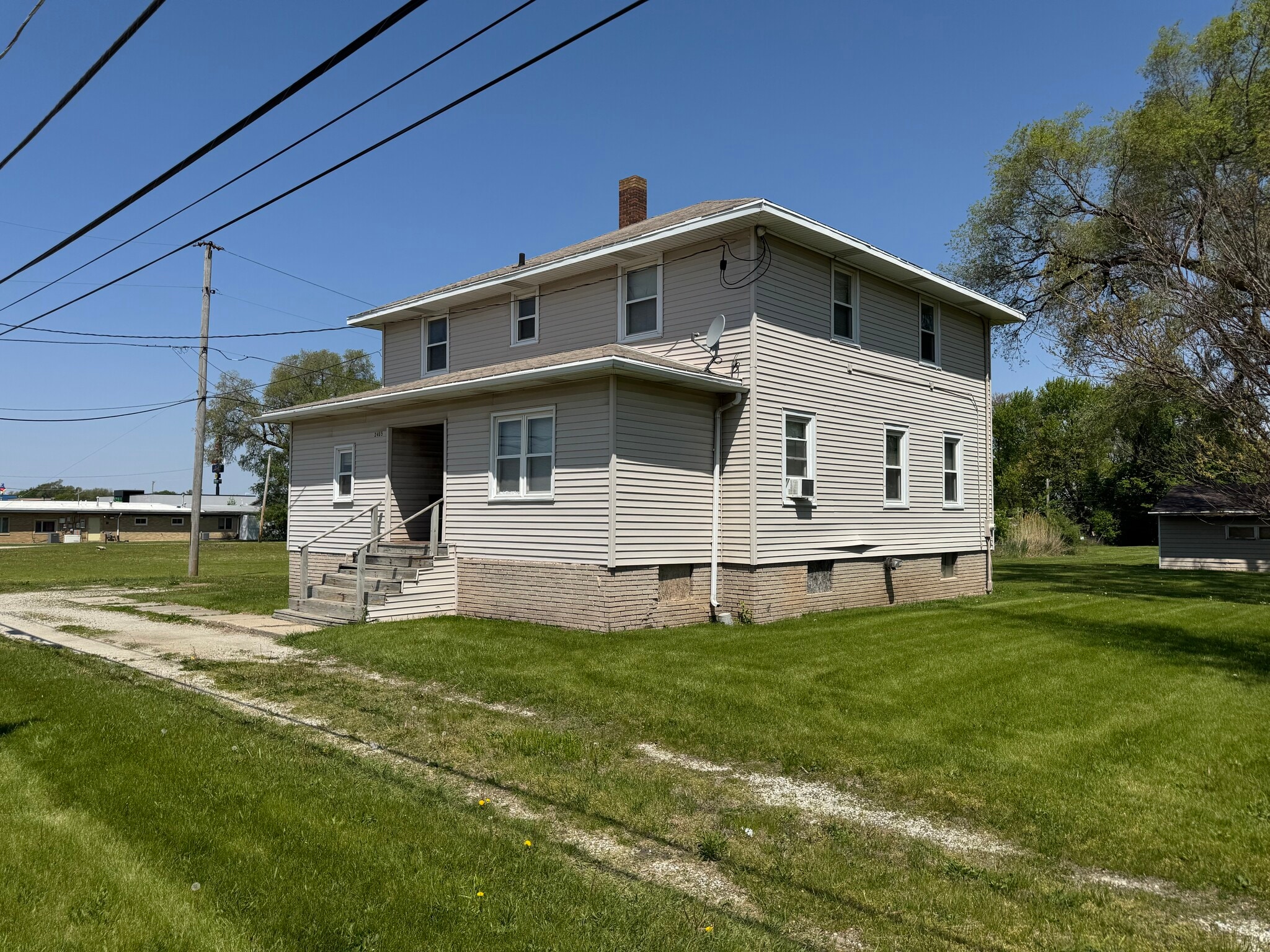 275 E Court St, Kankakee, IL for Sale