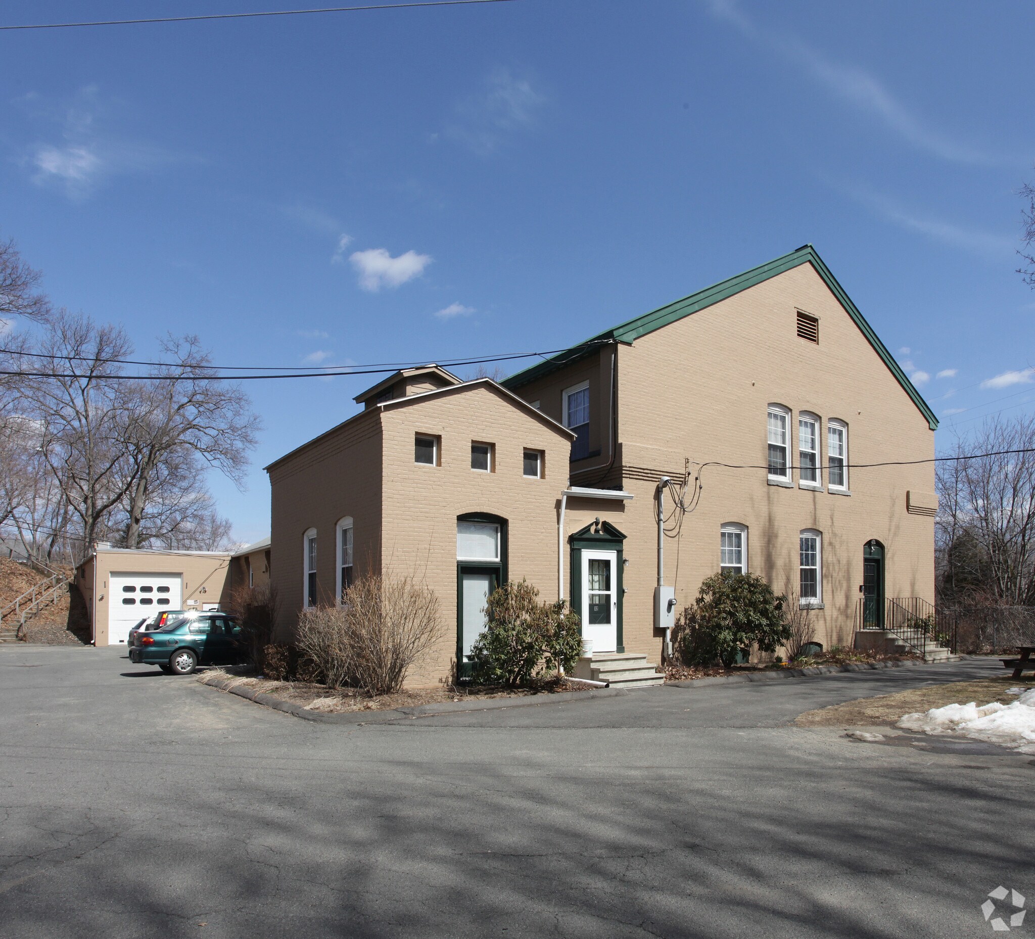 85 N Whitney St, Amherst, MA for Rent