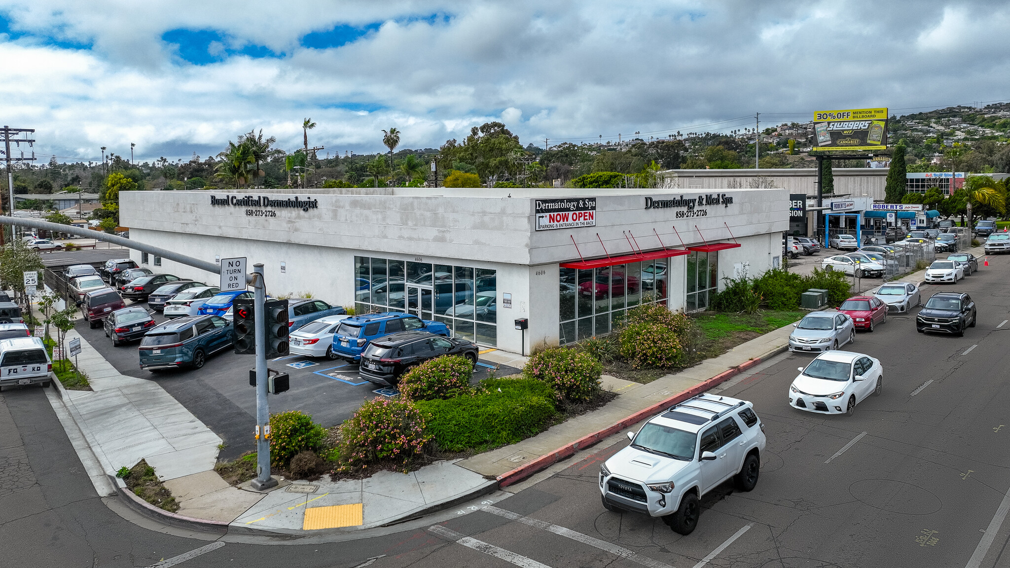 4606 Mission Bay Dr, San Diego, CA for Rent