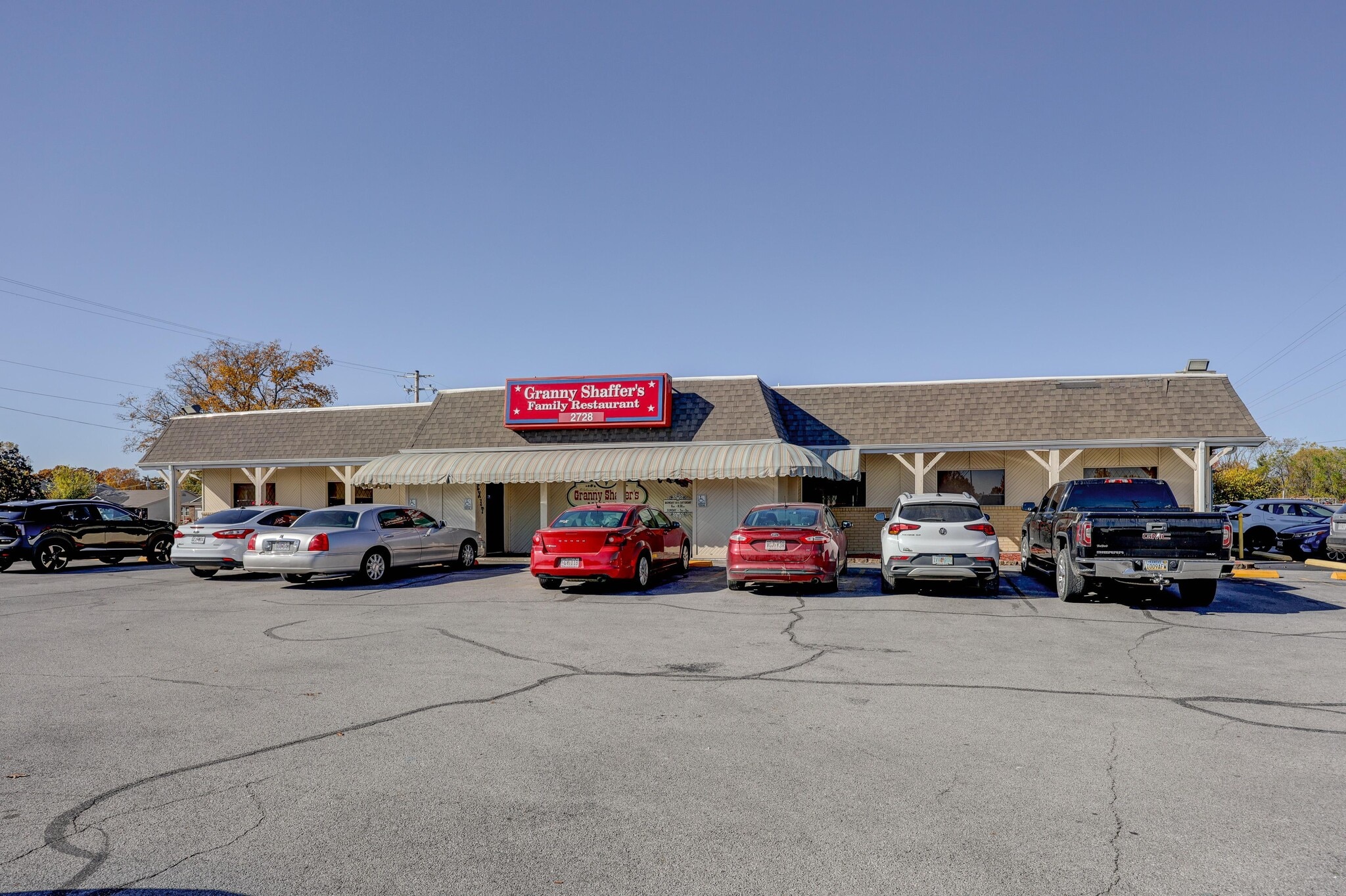 2728 N Range Line Rd, Joplin, MO for Sale