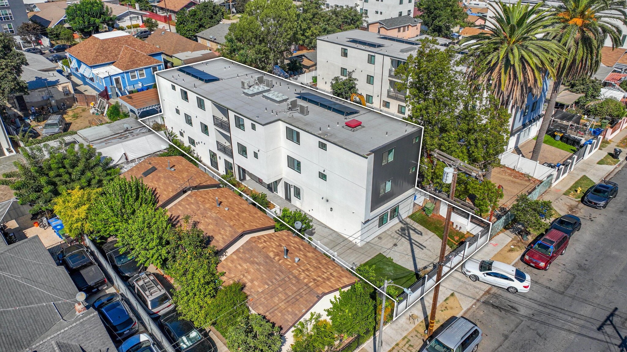 1597 W 37th St, Los Angeles, CA for Sale