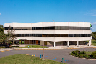 Hauppauge, NY Office, Office/Medical, Retail - 2929 Expressway Dr N