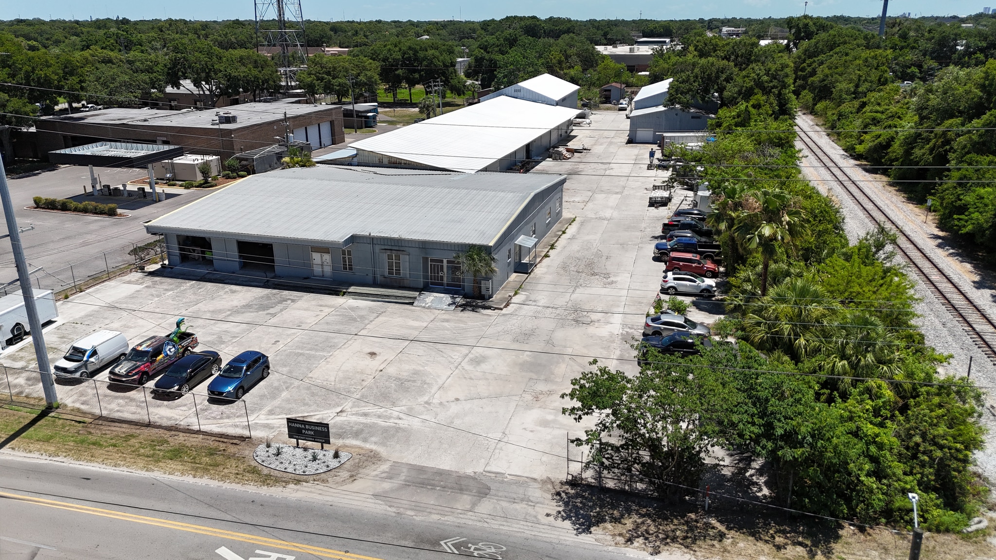 2705 E Hanna Ave, Tampa, FL for Rent