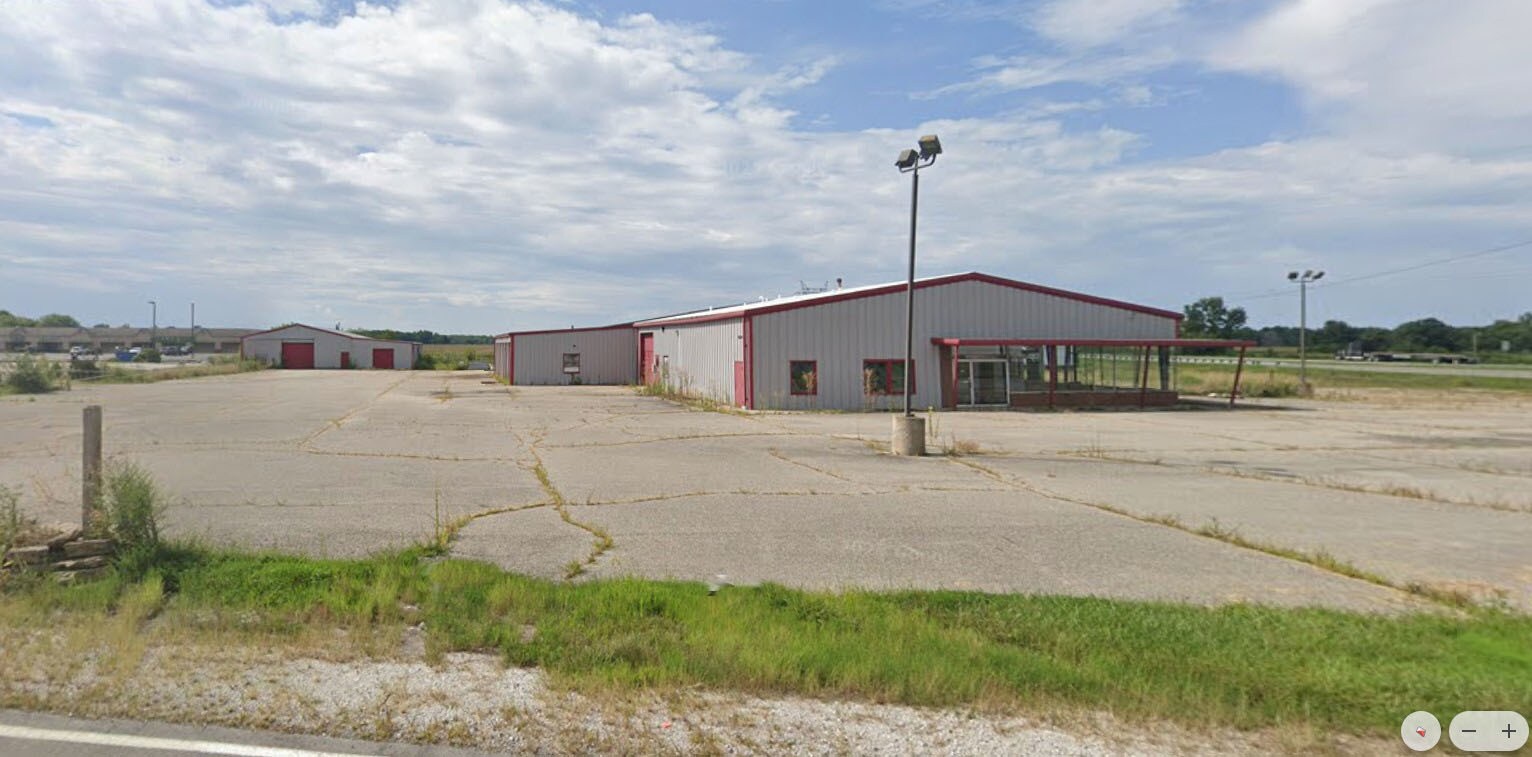 1675 IN-163, Clinton, IN for Rent