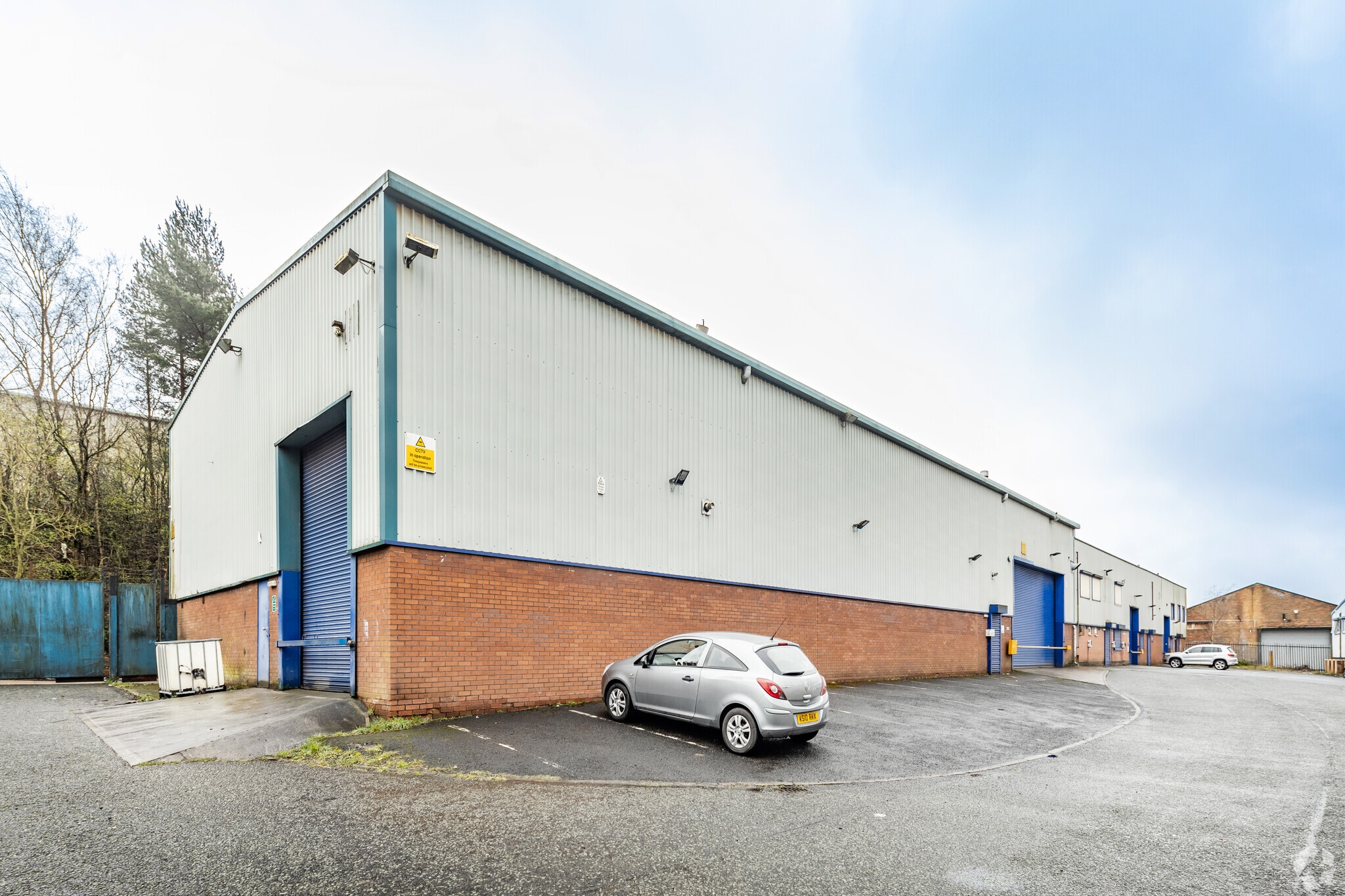 Queensway, Rochdale, LAN for Rent