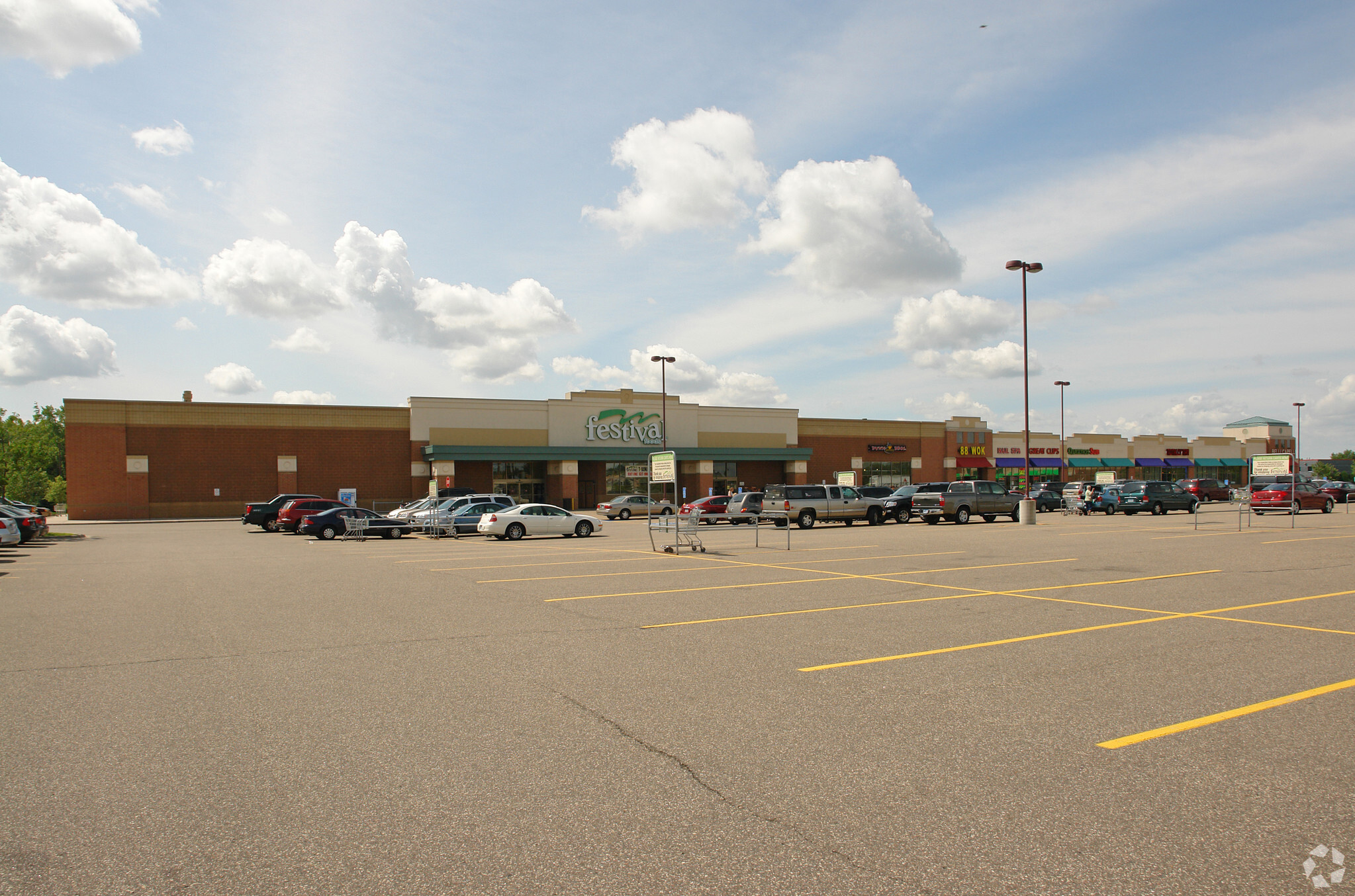 2218-2279 NW Bunker Lake Blvd, Andover, MN for Rent