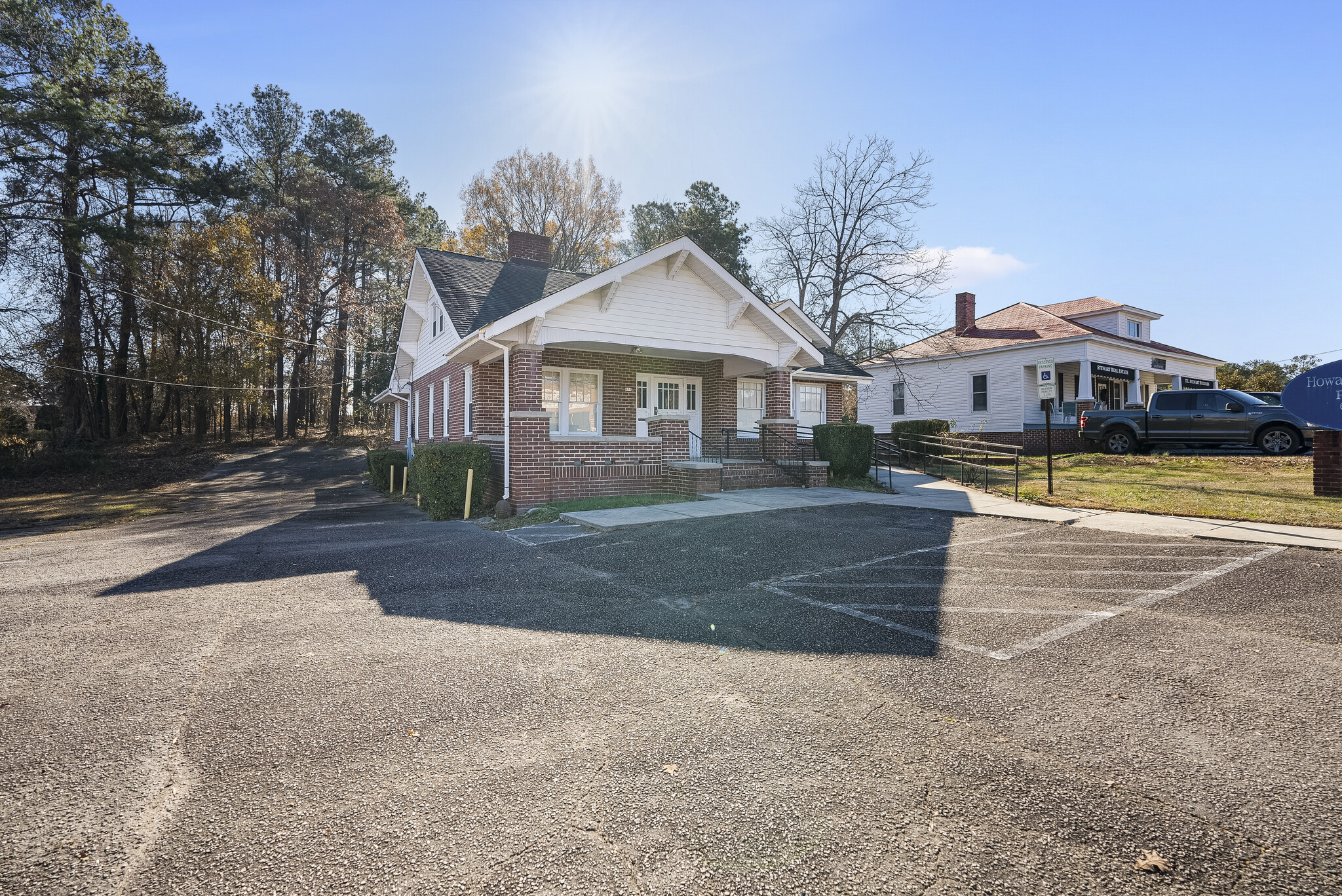 611 Carthage St, Sanford, NC for Sale