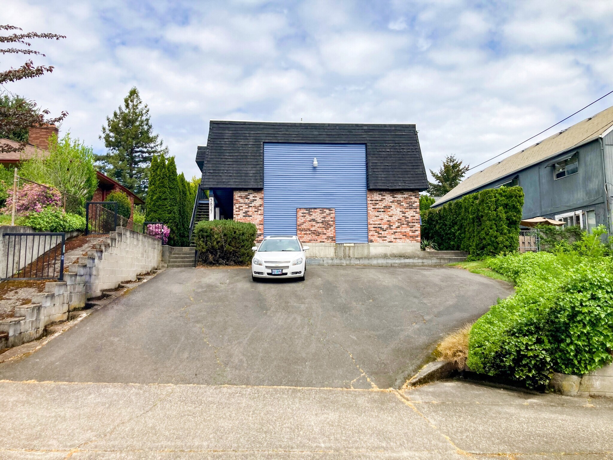 3827 SE Francis St, Portland, OR for Sale