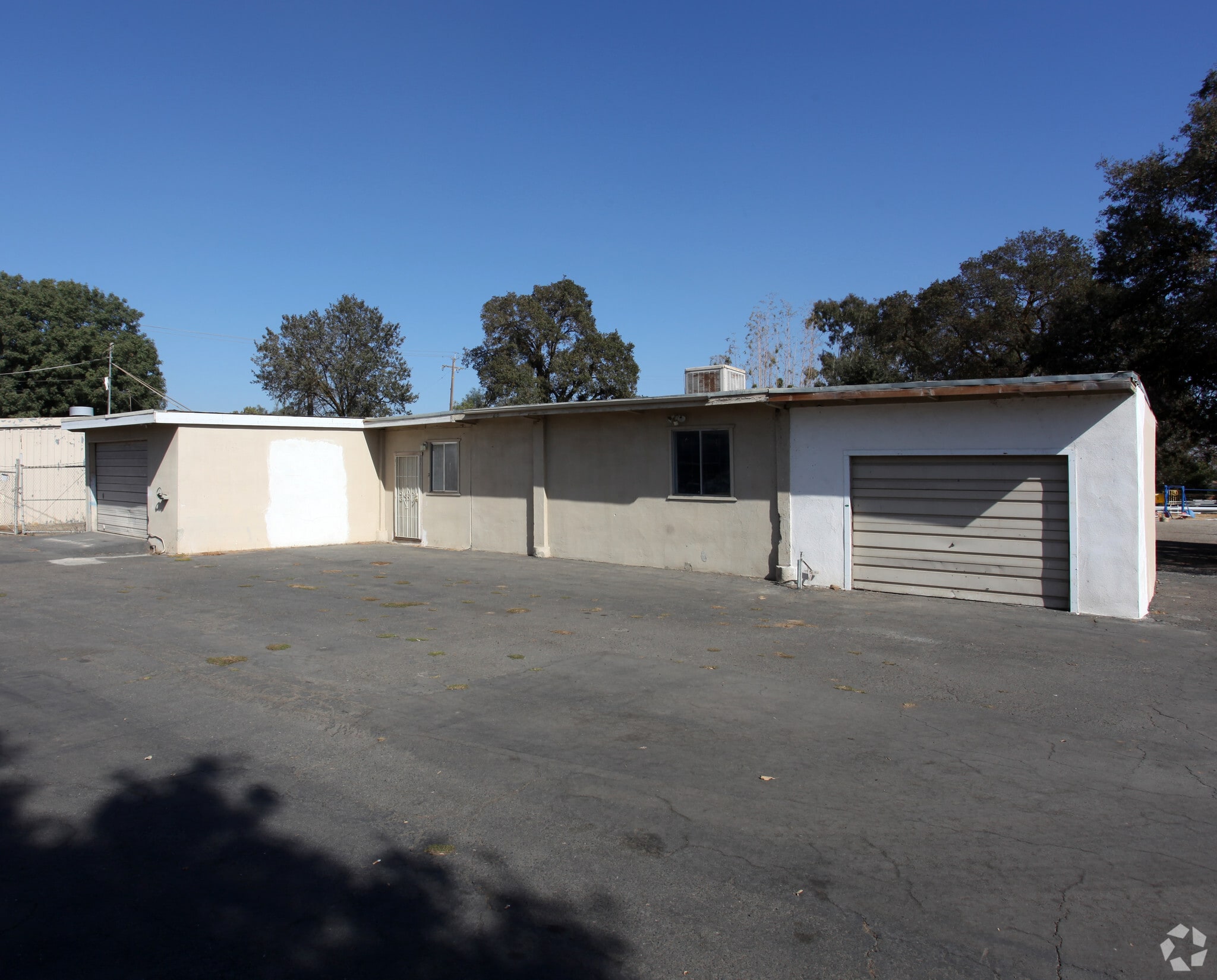 8996 Fruitridge Rd, Sacramento, CA for Rent