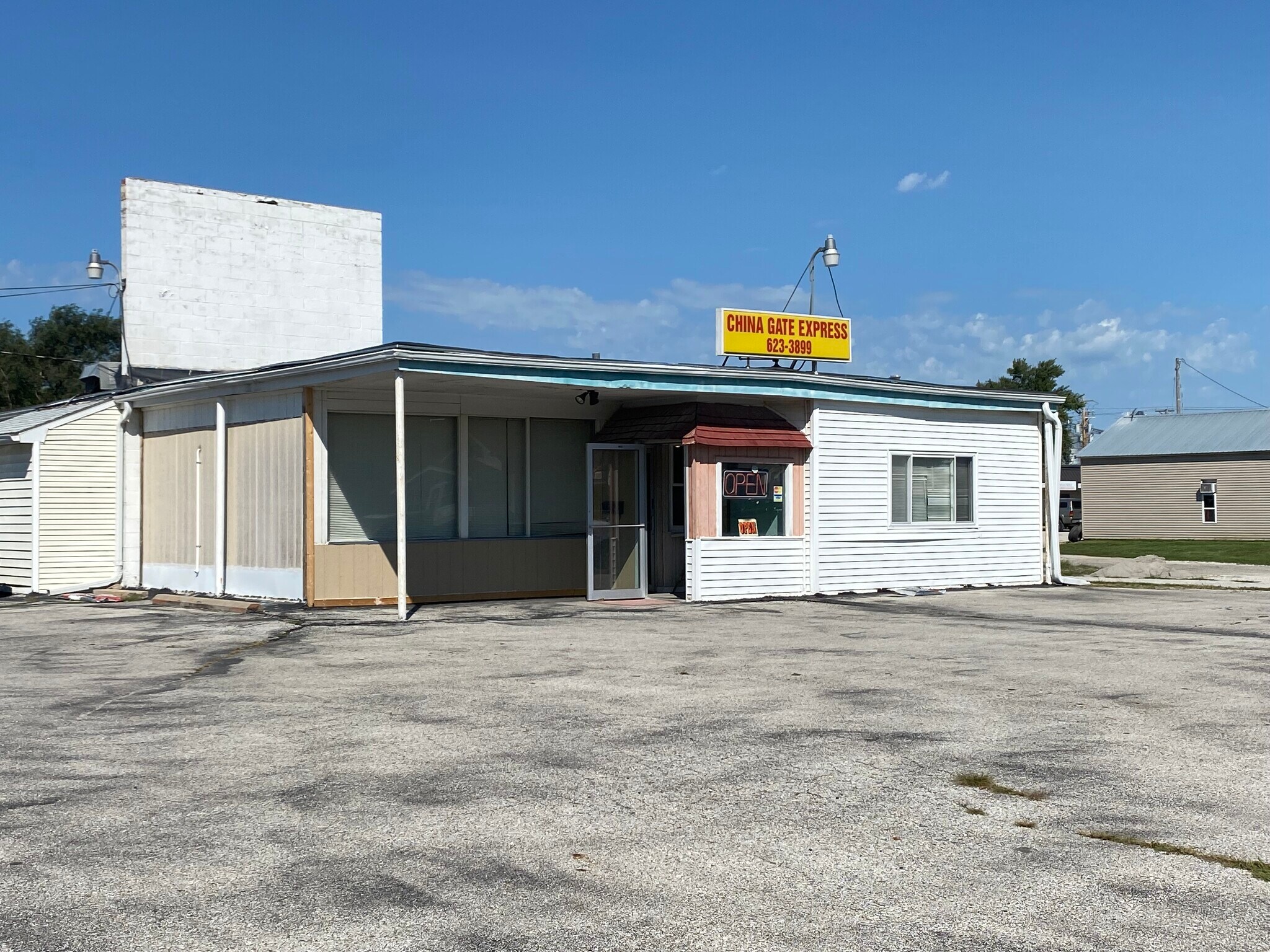1011 N Broadway St, Red Oak, IA for Sale